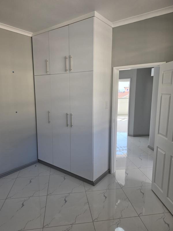 To Let 2 Bedroom Property for Rent in Zonnebloem Western Cape